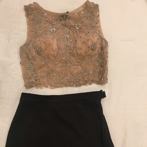 Embroidered 2 piece set